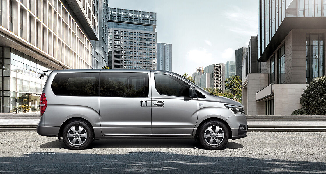 Paraclete Shuttles_services_our_cars_1